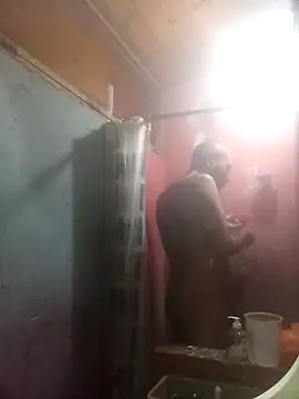 Pela1984 online show from 10/30/25, 03:41