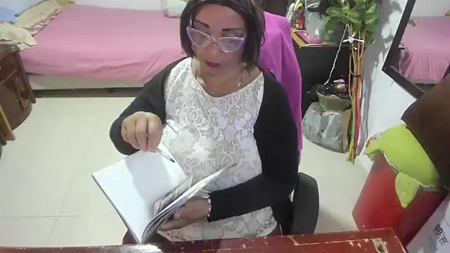 Mrs mommy  online show from 01/09/25, 05:54