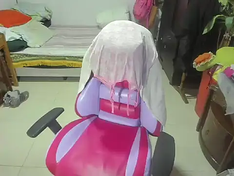 Mrs mommy  online show from 03/19/25, 05:06