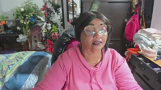 Mrs mommy  online show from 12/17/25, 11:22