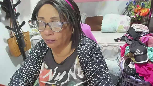 Mrs mommy  online show from 06/08/26, 01:28