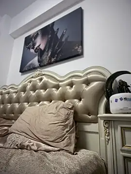 HotXMom online show from 06/18/26, 09:14