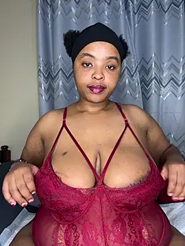 Linahlove online show from 03/26/26, 08:36