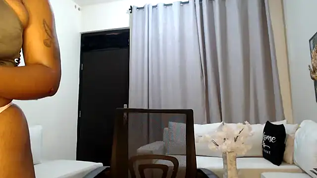 Snapshot of Horny_princes chatting on 11/26/25, 05:41 Horny princes online show from 11/26/25, 05:41