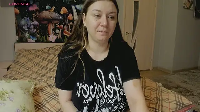 Snapshot of AlisaBacker chatting on 10/30/25, 12:50 AlisaBacker online show from 10/30/25, 12:50