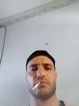 EmeEme11 online show from 02/14/25, 05:14