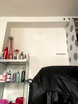 Snapshot of foxxy_nasty chatting on 09/13/25, 07:24 foxxy nasty online show from 09/13/25, 07:24