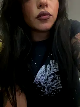 Snapshot of foxxy_nasty chatting on 09/17/25, 04:08 foxxy nasty online show from 09/17/25, 04:08