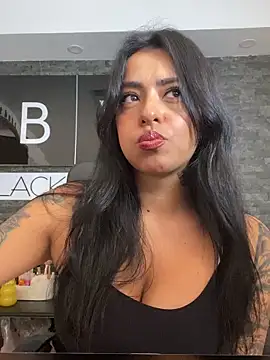 Snapshot of foxxy_nasty chatting on 09/20/25, 04:41 foxxy nasty online show from 09/20/25, 04:41