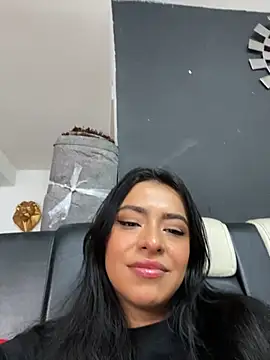 Snapshot of foxxy_nasty chatting on 09/24/25, 05:05 foxxy nasty online show from 09/24/25, 05:05