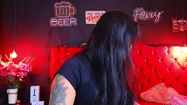 Snapshot of foxxy_nasty chatting on 10/06/25, 05:32 foxxy nasty online show from 10/06/25, 05:32