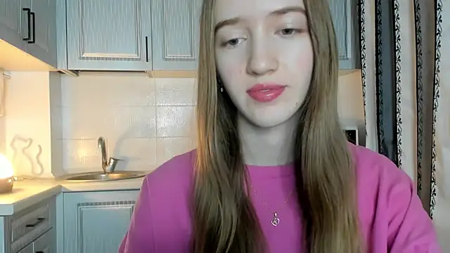 leslie my lovee online show from 11/21/25, 01:59