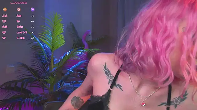 Snapshot of Kinky_Girls chatting on 01/28/25, 03:35 Kinky Girls online show from 01/28/25, 03:35