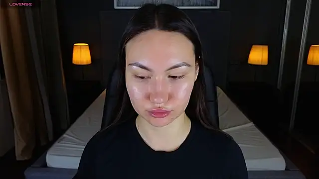 GIGI BENNET online show from 12/18/24, 05:15