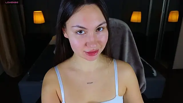GIGI BENNET online show from 12/20/24, 05:25