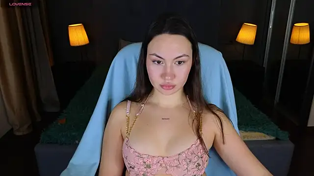 GIGI BENNET online show from 01/20/25, 05:15