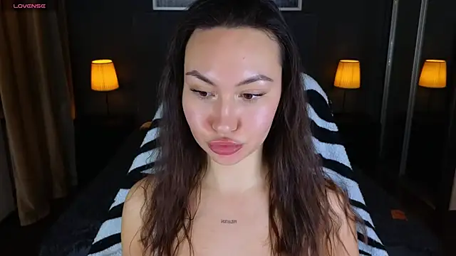 GIGI BENNET online show from 01/29/25, 08:51