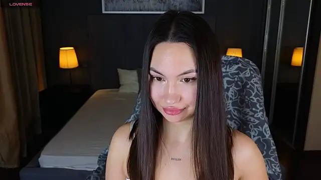 GIGI BENNET online show from 01/30/25, 09:15