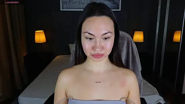 GIGI BENNET online show from 01/31/25, 09:05