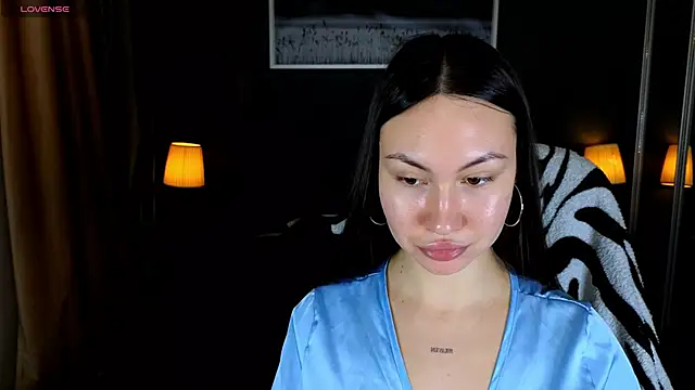GIGI BENNET online show from 02/21/25, 08:07