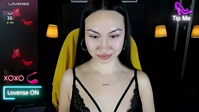 GIGI BENNET online show from 02/24/25, 08:06