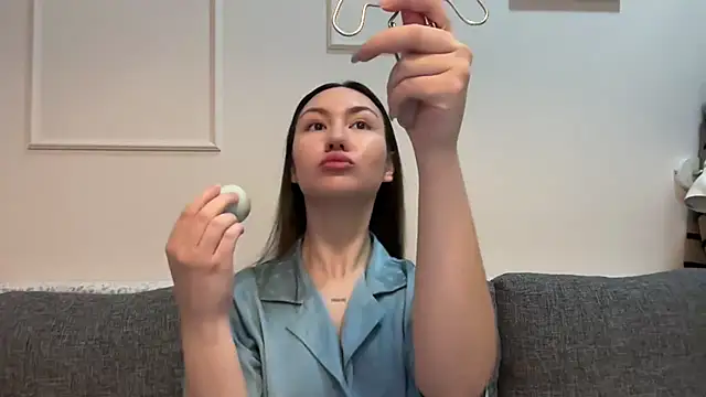 GIGI BENNET online show from 03/03/25, 04:58