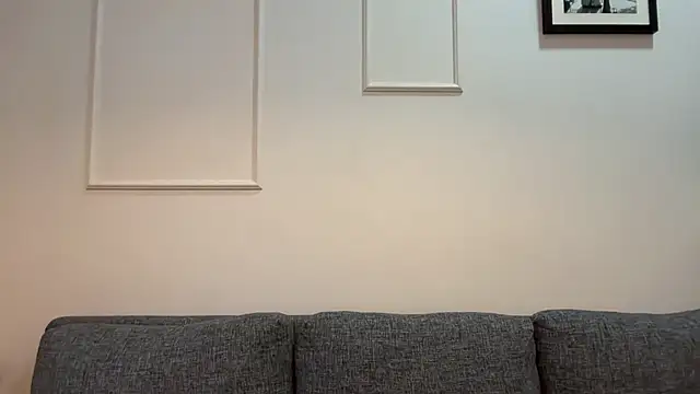 GIGI BENNET online show from 03/04/25, 05:00
