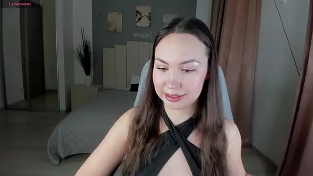 GIGI BENNET online show from 03/21/25, 02:29