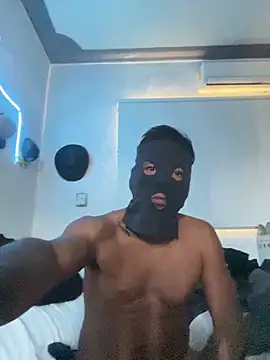 Snapshot of Capxxx chatting on 11/19/25, 07:25 Capxxx online show from 11/19/25, 07:25