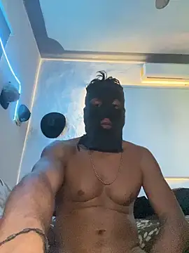 Snapshot of Capxxx chatting on 12/04/25, 05:21 Capxxx online show from 12/04/25, 05:21