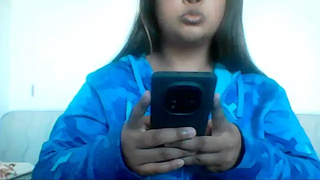 ArisaGonzalez online show from 05/04/26, 11:50