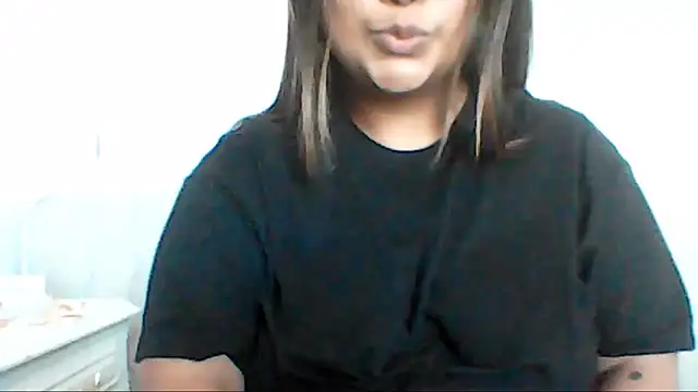 ArisaGonzalez online show from 05/20/26, 12:00