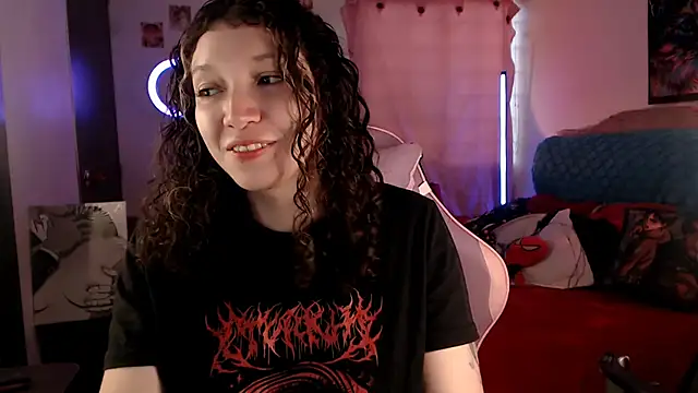 Snapshot of AllyDonfort chatting on 02/11/26, 09:42 AllyDonfort online show from 02/11/26, 09:42