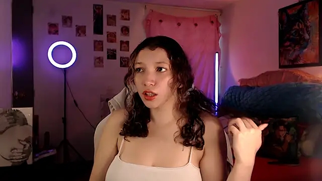 Snapshot of AllyDonfort chatting on 02/20/26, 09:26 AllyDonfort online show from 02/20/26, 09:26