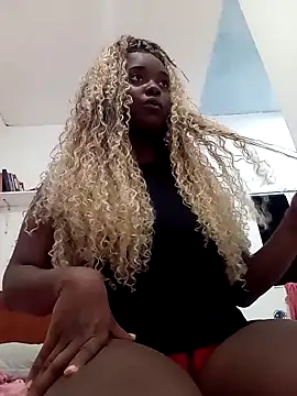 Snapshot of Anjelblaack chatting on 01/06/25, 12:48 Anjelblaack online show from 01/06/25, 12:48