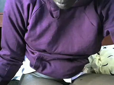 Cute ninah online show from 10/13/25, 01:33