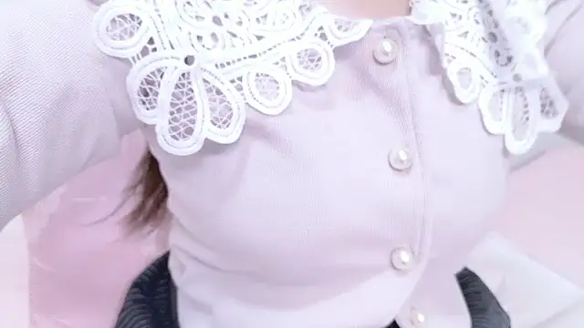 Snapshot of x--Miu--x chatting on 11/27/25, 10:06 x--Miu--x online show from 11/27/25, 10:06