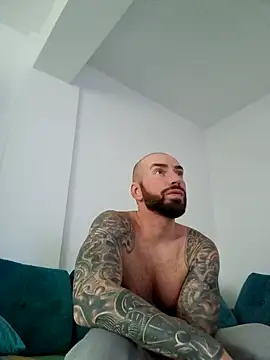 AronGrant online show from 12/08/24, 12:19