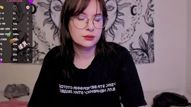 MyNameIsLilith online show from 07/03/26, 11:00