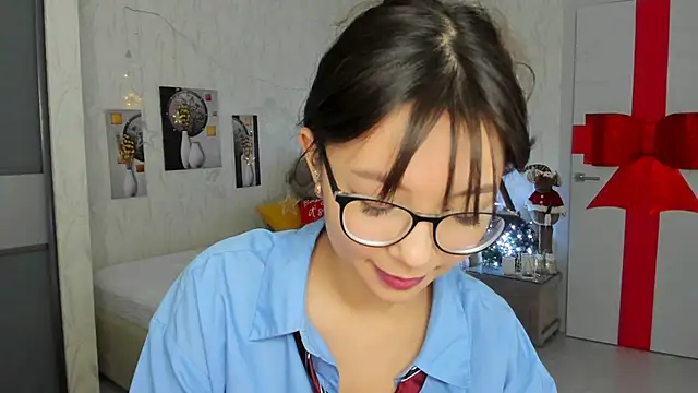 AgnieszkaBanana online show from 12/12/24, 02:04