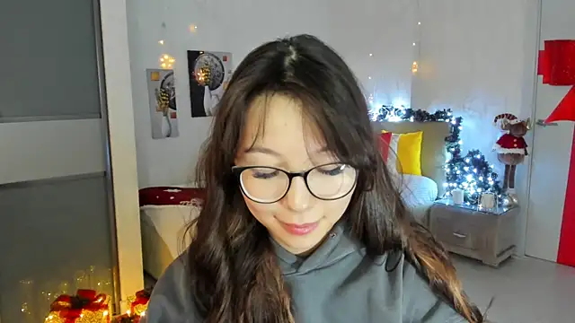 AgnieszkaBanana online show from 12/25/24, 07:35