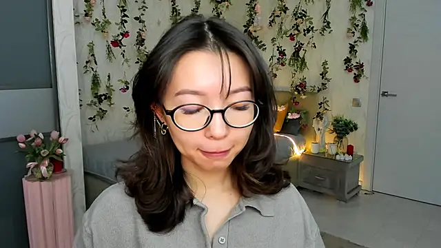 Snapshot of AgnieszkaBanana chatting on 05/01/26, 04:06 AgnieszkaBanana online show from 05/01/26, 04:06