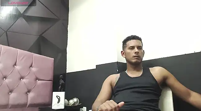 Chris Dick23 online show from 12/22/24, 05:12