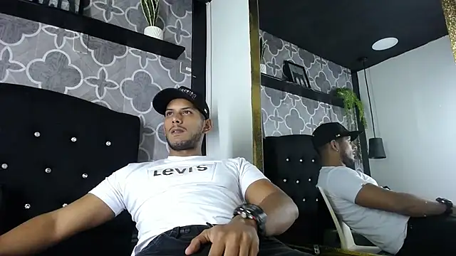 Chris Dick23 online show from 07/19/26, 04:27