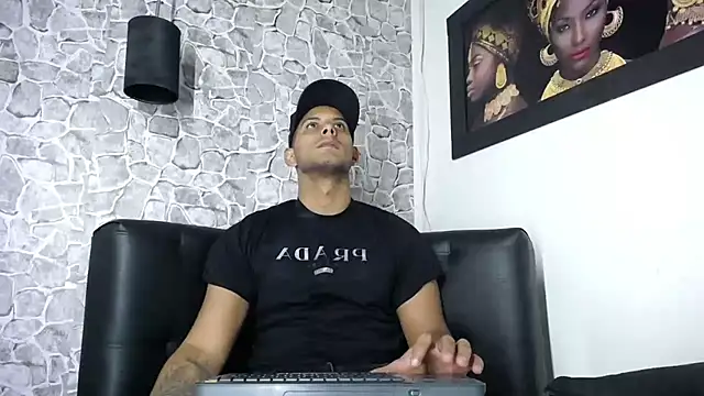 Chris Dick23 online show from 07/28/26, 04:05