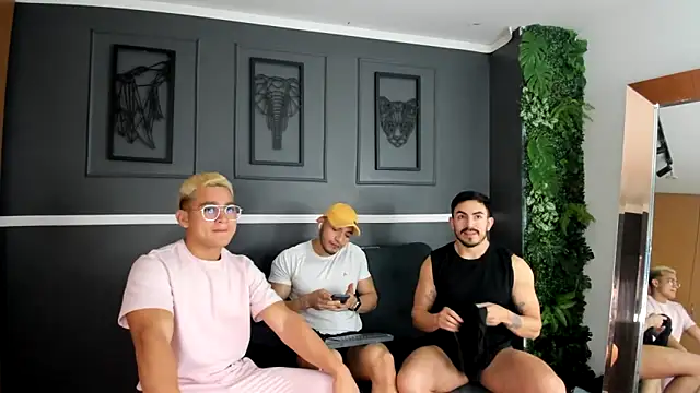 buddys team hots online show from 02/04/25, 05:34