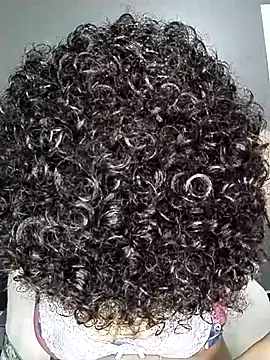 Snapshot of Su_Duarte_1 chatting on 09/12/25, 08:20 Su Duarte 1 online show from 09/12/25, 08:20