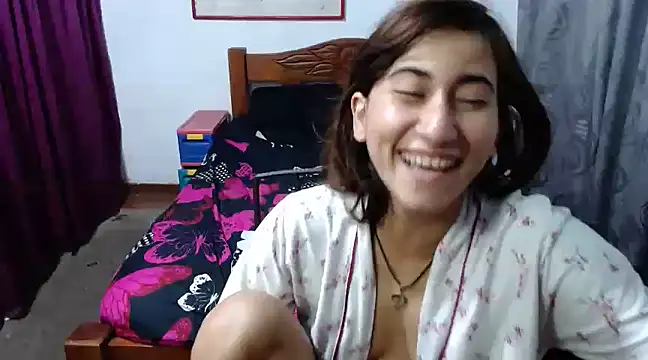 LadyMilk003 online show from 12/05/24, 06:55