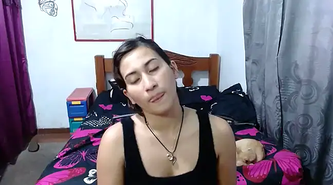 LadyMilk003 online show from 01/10/25, 03:48