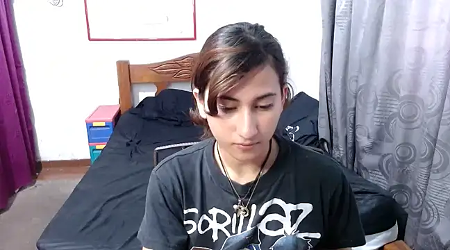 LadyMilk003 online show from 02/01/25, 05:47